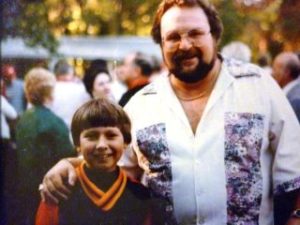 Pic of 8 year old Todd with Eddie Sr